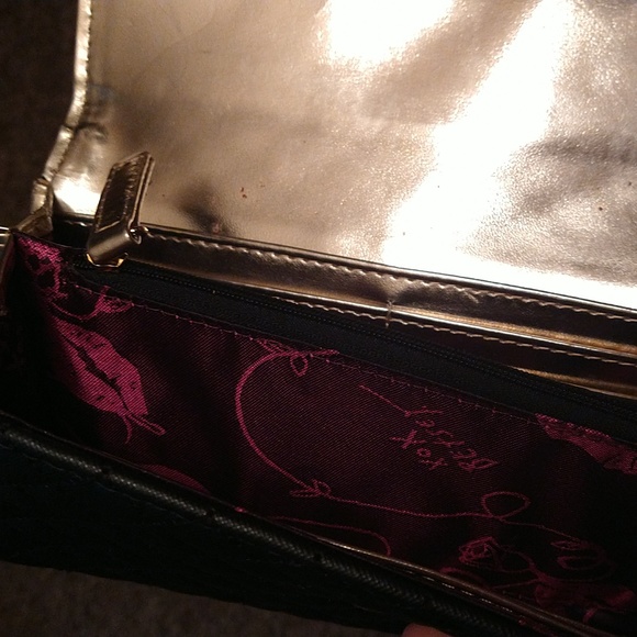 Purse - Picture 4 of 4